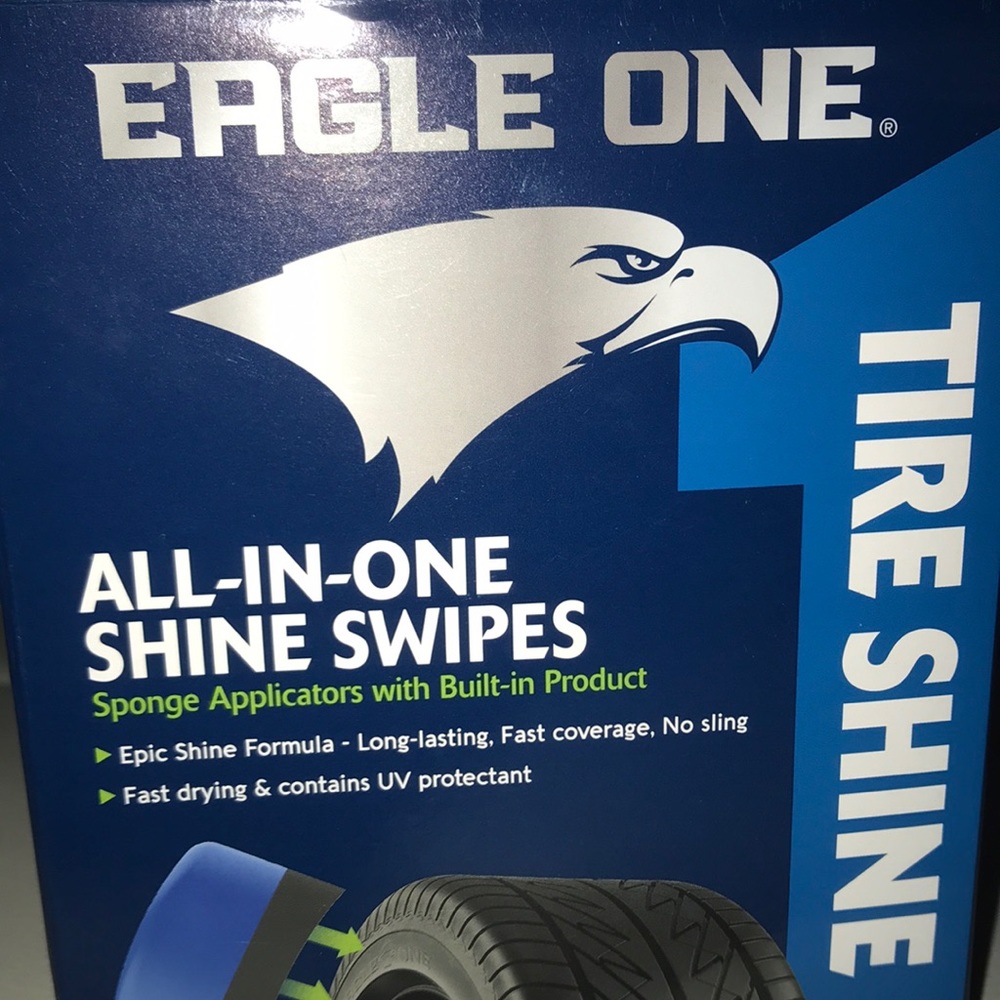 3/$15  NEW in BOX  2xTire Shine And Clean wipes